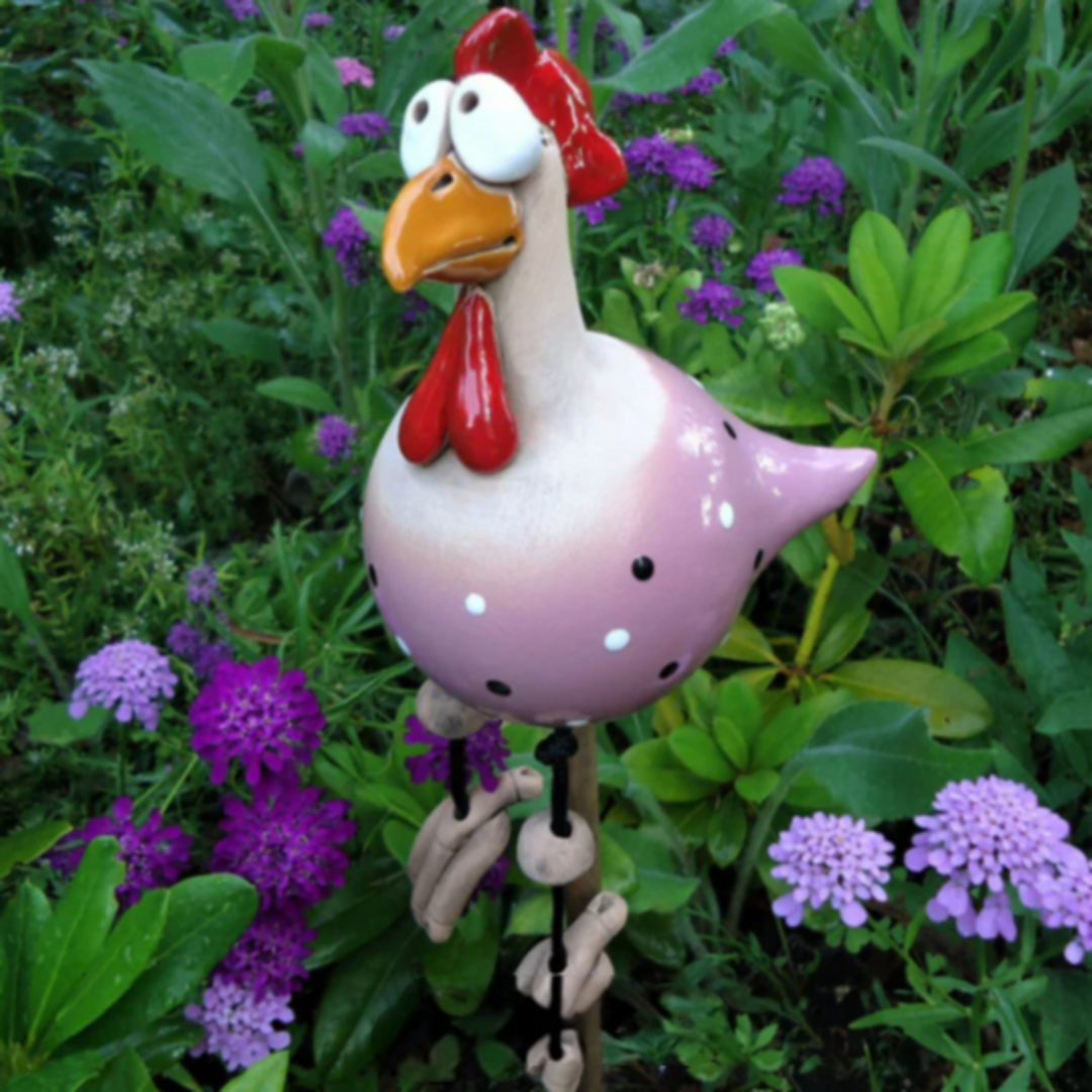 Poules décoratives de jardin