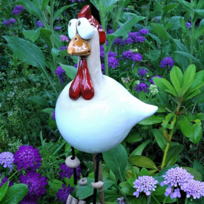 Poules décoratives de jardin